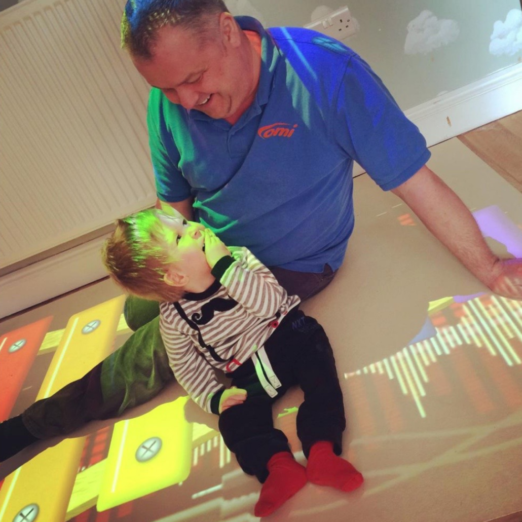 Mobii Sensory Projector ideal for autism, projecting and interactive display onto a table top